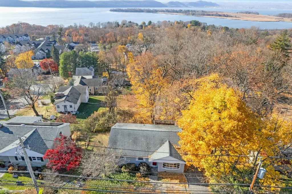 63 Cedar Lane Ossining NY 10562