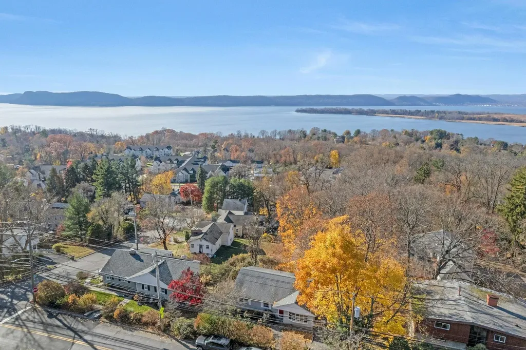 63 Cedar Lane Ossining NY 10562