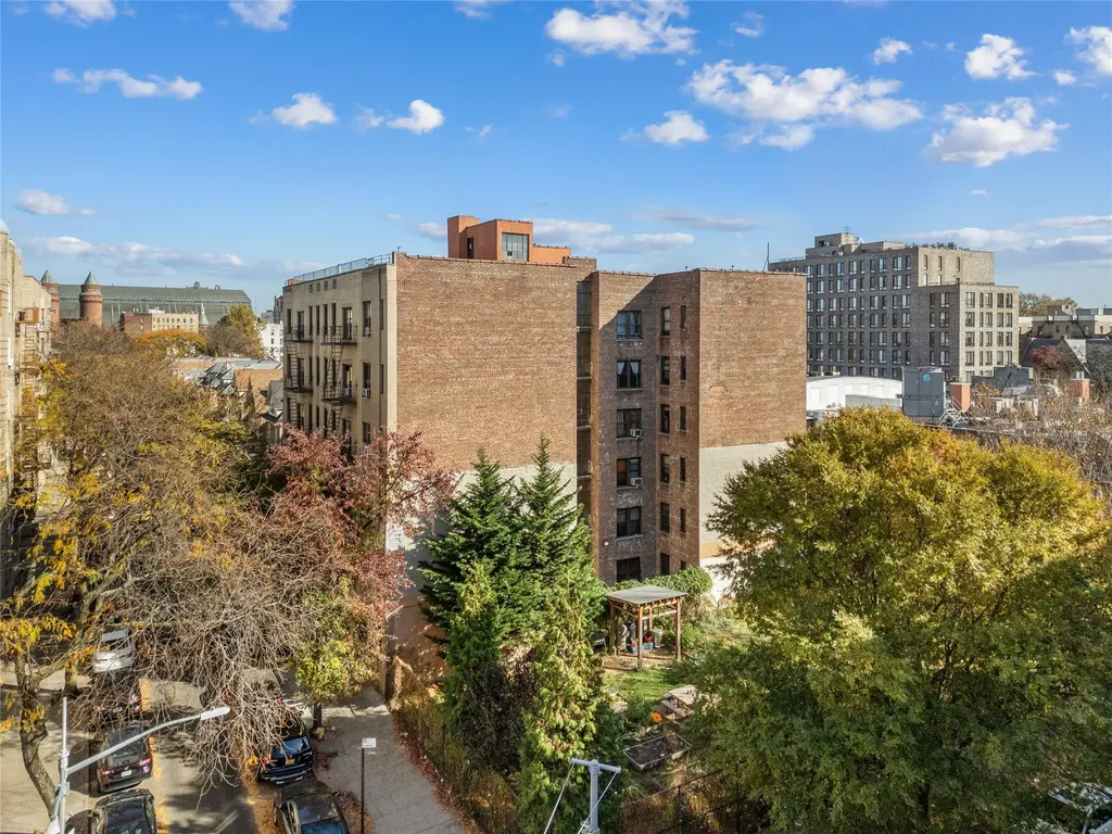 2506 Davidson Avenue Bronx NY 10468