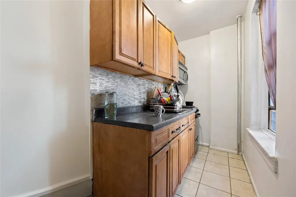 2506 Davidson Avenue Bronx NY 10468