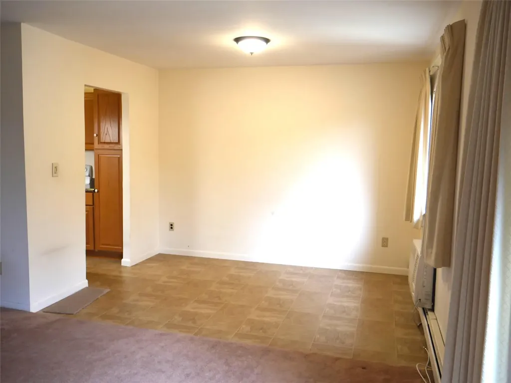 4 Loudon Drive Fishkill NY 12524