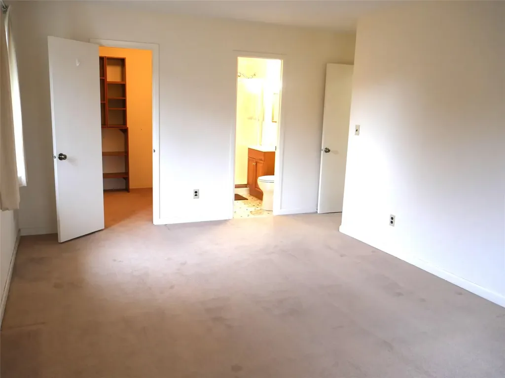 4 Loudon Drive Fishkill NY 12524