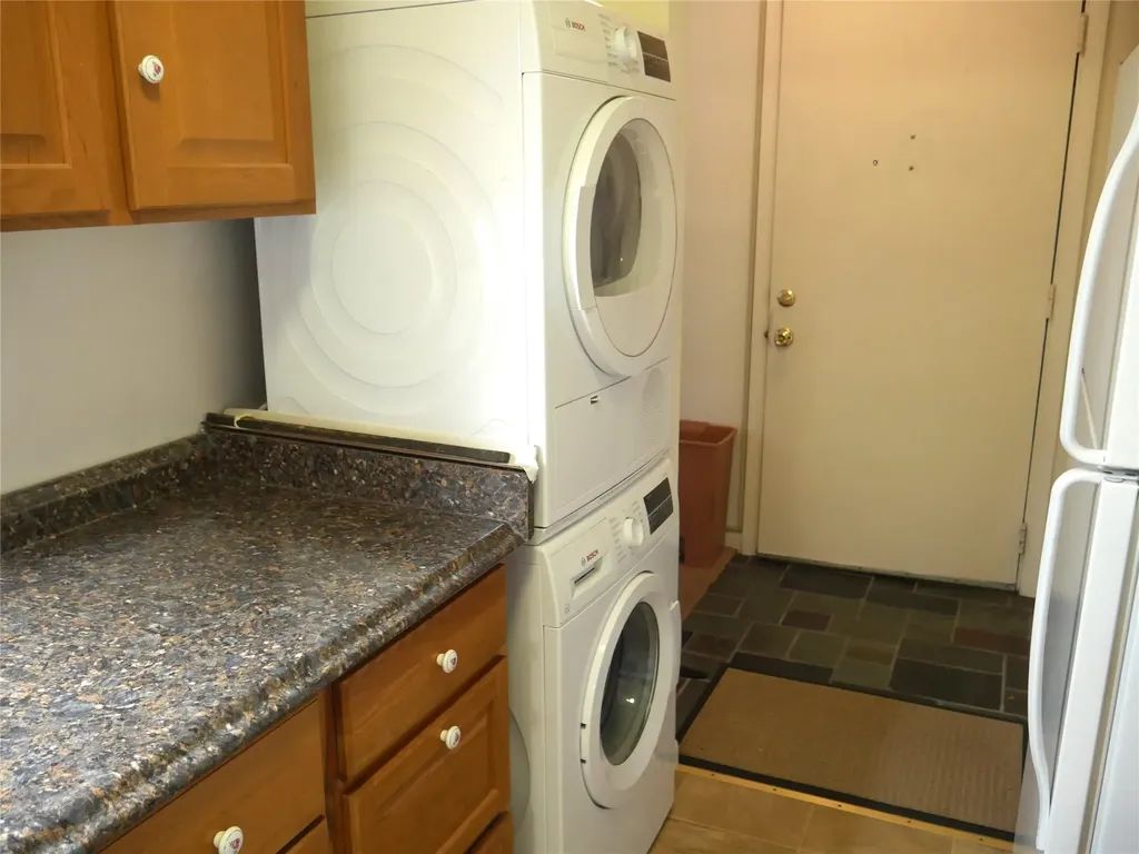 4 Loudon Drive Fishkill NY 12524