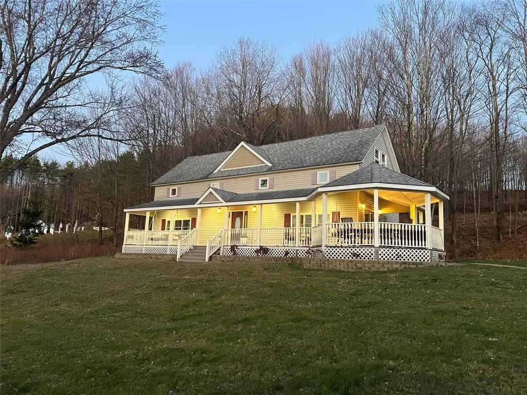 374 E Hill Road Jeffersonville NY 12748