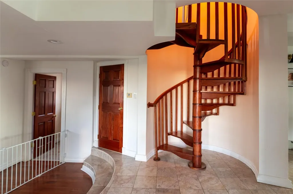374 E Hill Road Jeffersonville NY 12748