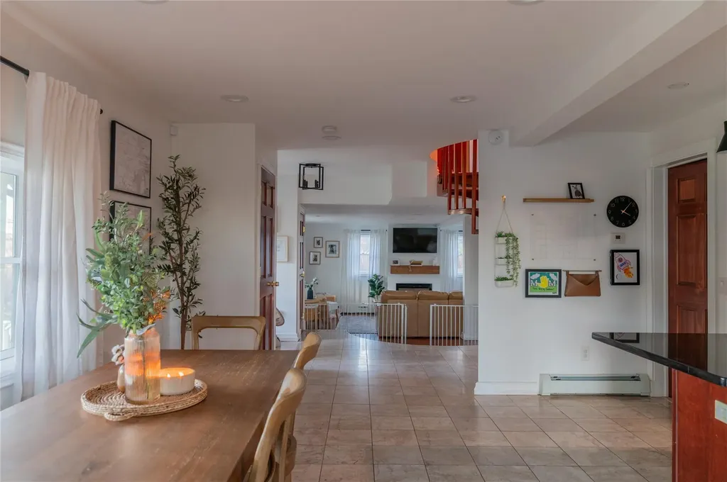 374 E Hill Road Jeffersonville NY 12748