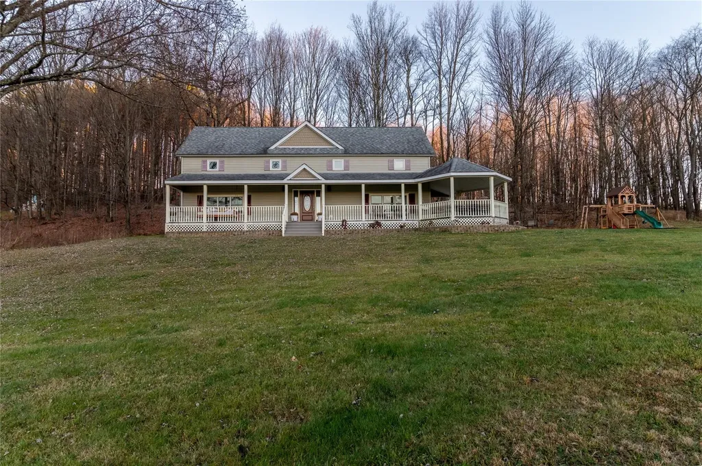 374 E Hill Road Jeffersonville NY 12748