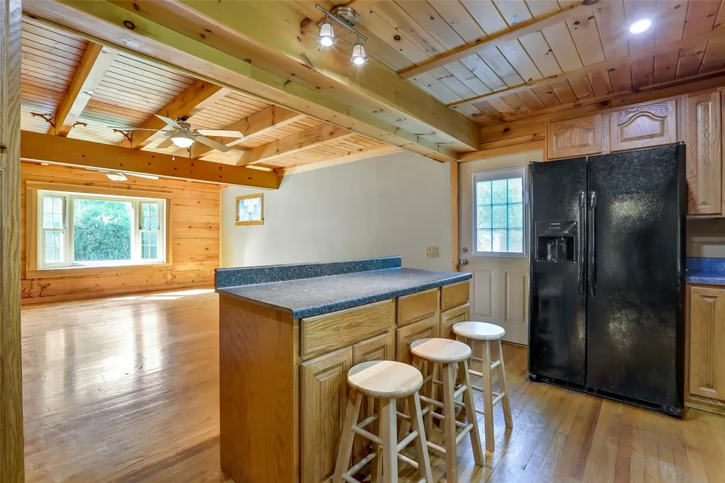 12 Constable Lane Rosendale NY 12472