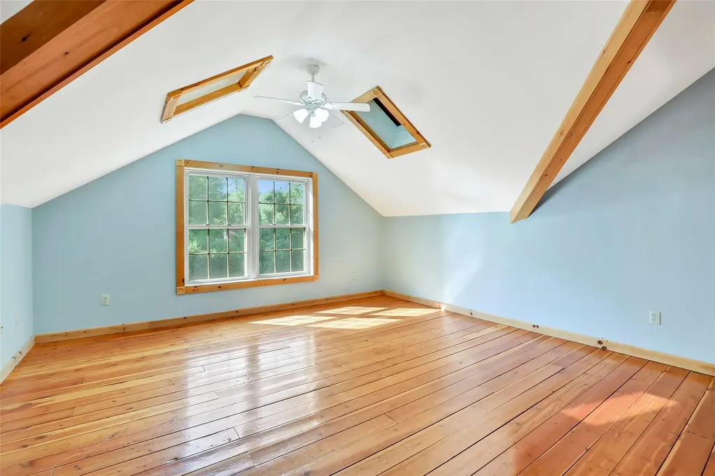 12 Constable Lane Rosendale NY 12472