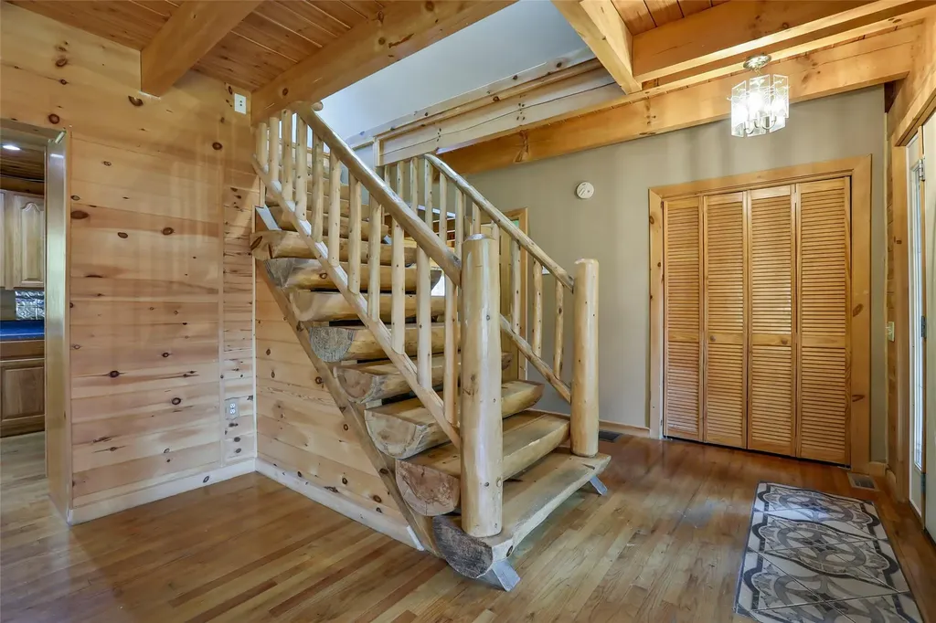 12 Constable Lane Rosendale NY 12472