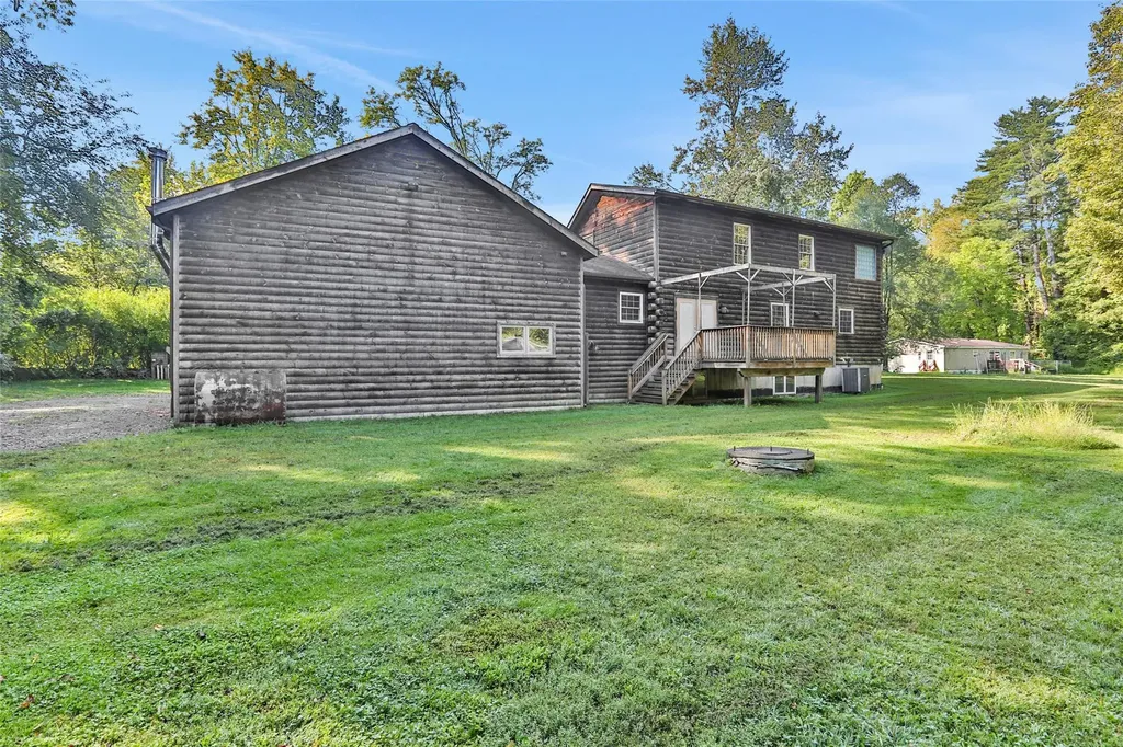 12 Constable Lane Rosendale NY 12472