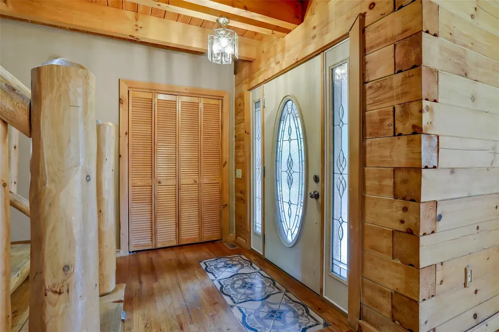 12 Constable Lane Rosendale NY 12472