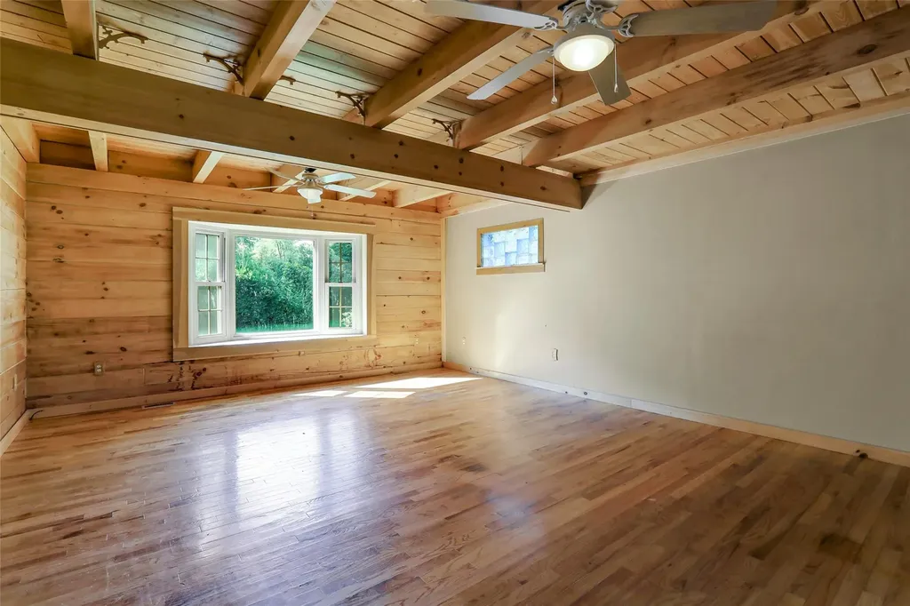 12 Constable Lane Rosendale NY 12472