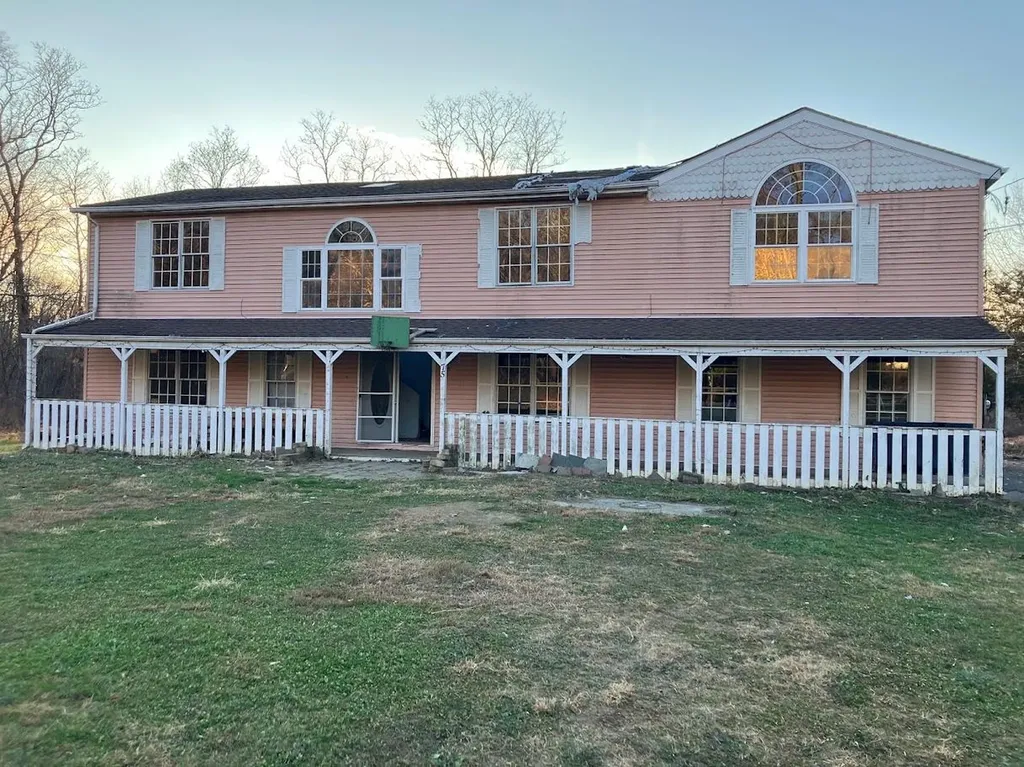675 Plattekill Ardonia Road Wallkill NY 12589