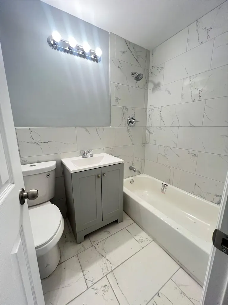 84 Sandburg Court Middletown NY 10941