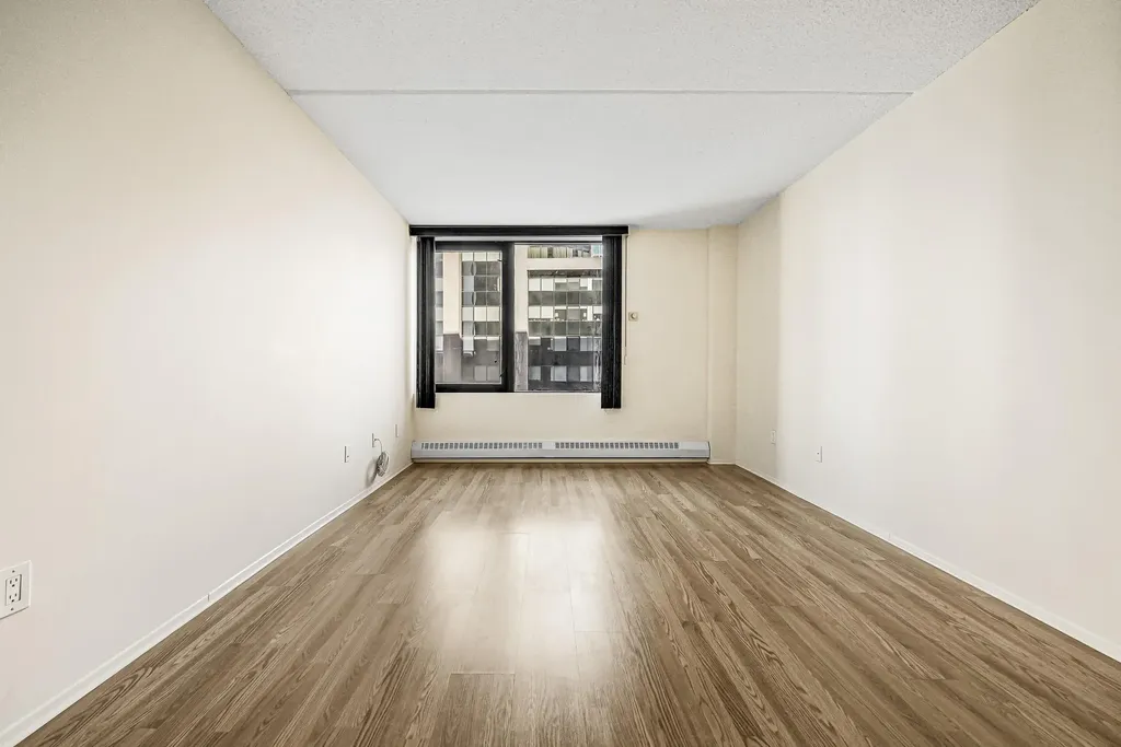 4 Martine Avenue White Plains NY 10606