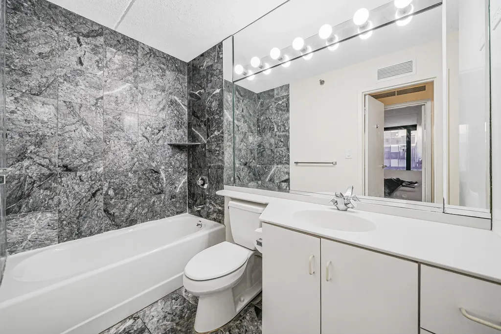 4 Martine Avenue White Plains NY 10606