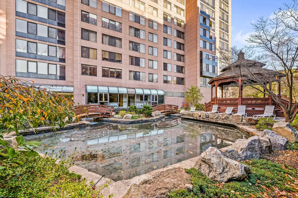 4 Martine Avenue White Plains NY 10606