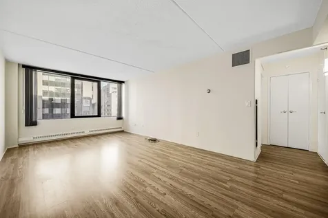 4 Martine Avenue White Plains NY 10606