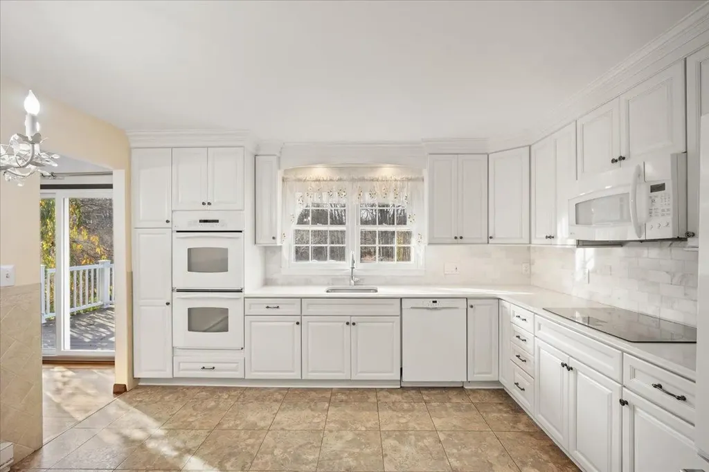 136 Hustis Road Cold Spring NY 10516