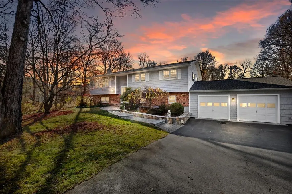 136 Hustis Road Cold Spring NY 10516