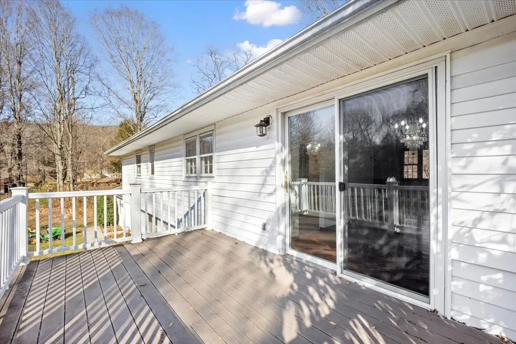 136 Hustis Road Cold Spring NY 10516
