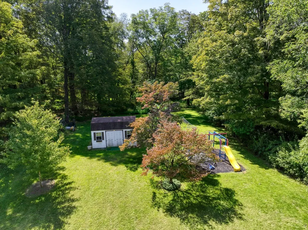 136 Hustis Road Cold Spring NY 10516