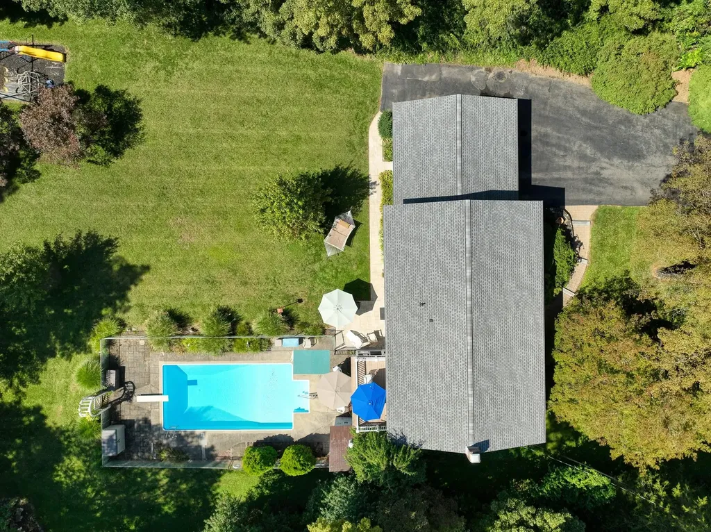 136 Hustis Road Cold Spring NY 10516