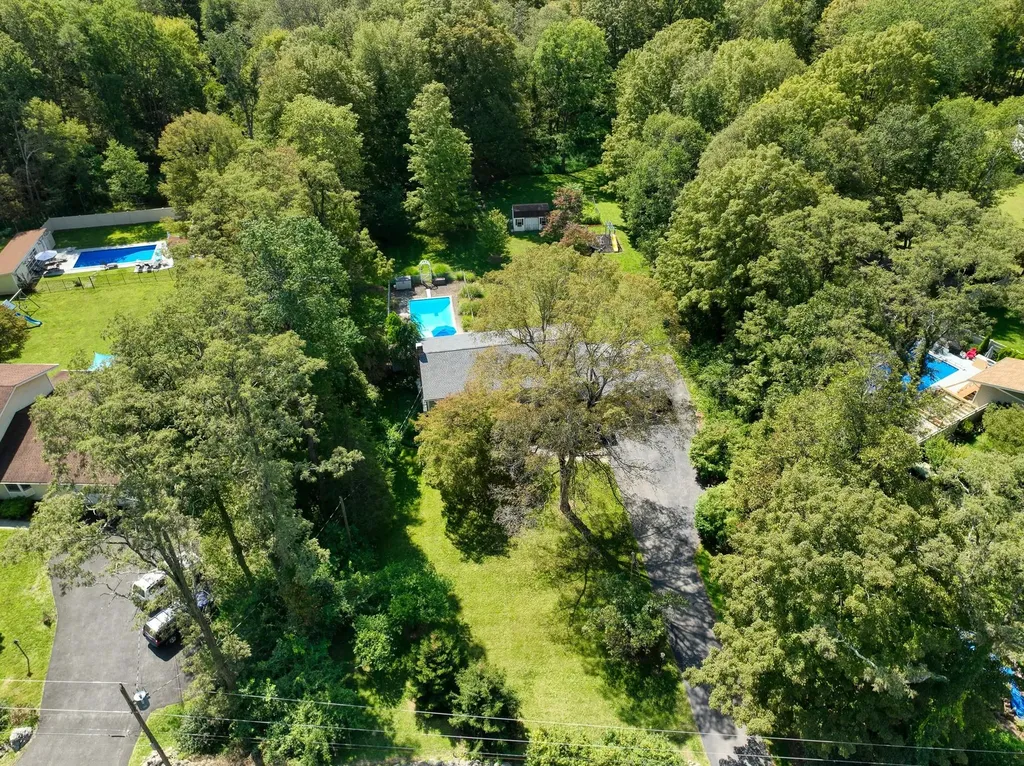 136 Hustis Road Cold Spring NY 10516