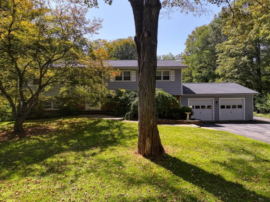 136 Hustis Road Cold Spring NY 10516