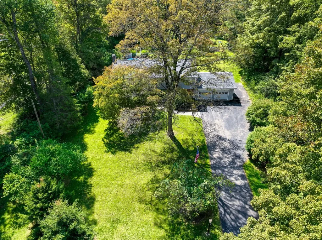 136 Hustis Road Cold Spring NY 10516