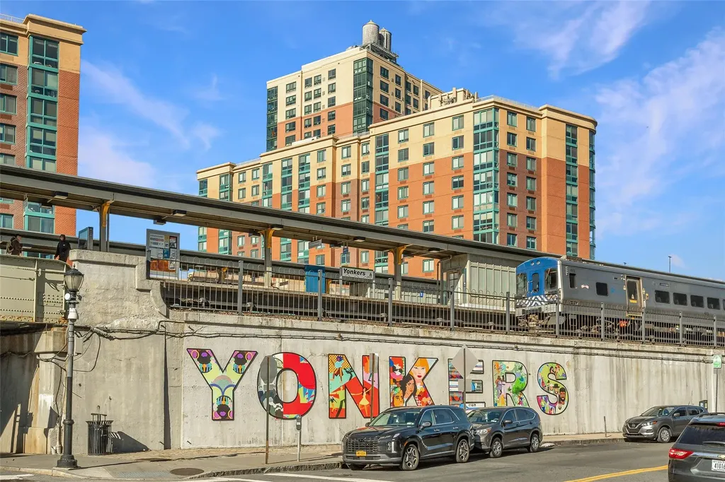 345 N Broadway Yonkers NY 10701