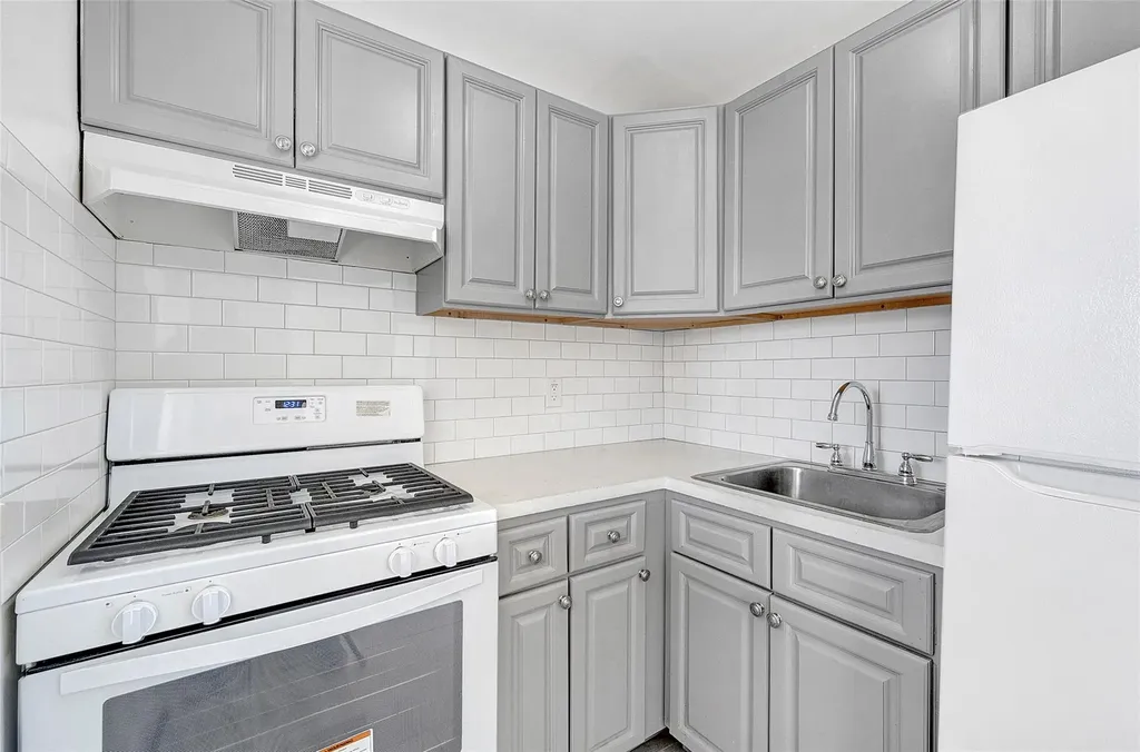345 N Broadway Yonkers NY 10701