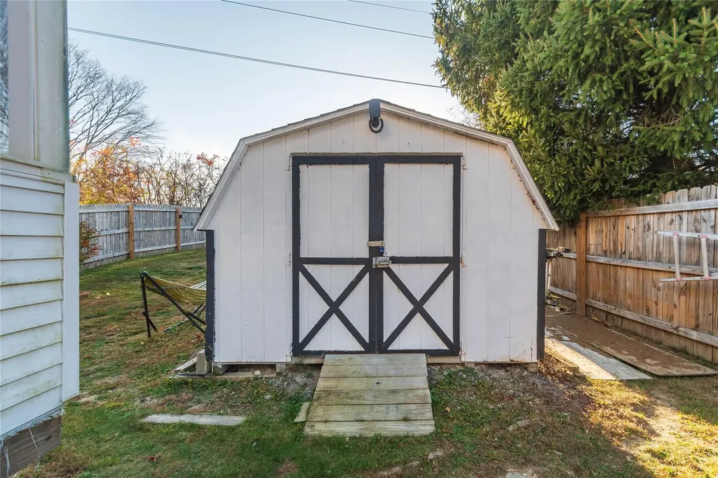 23 Toc Drive Highland NY 12528