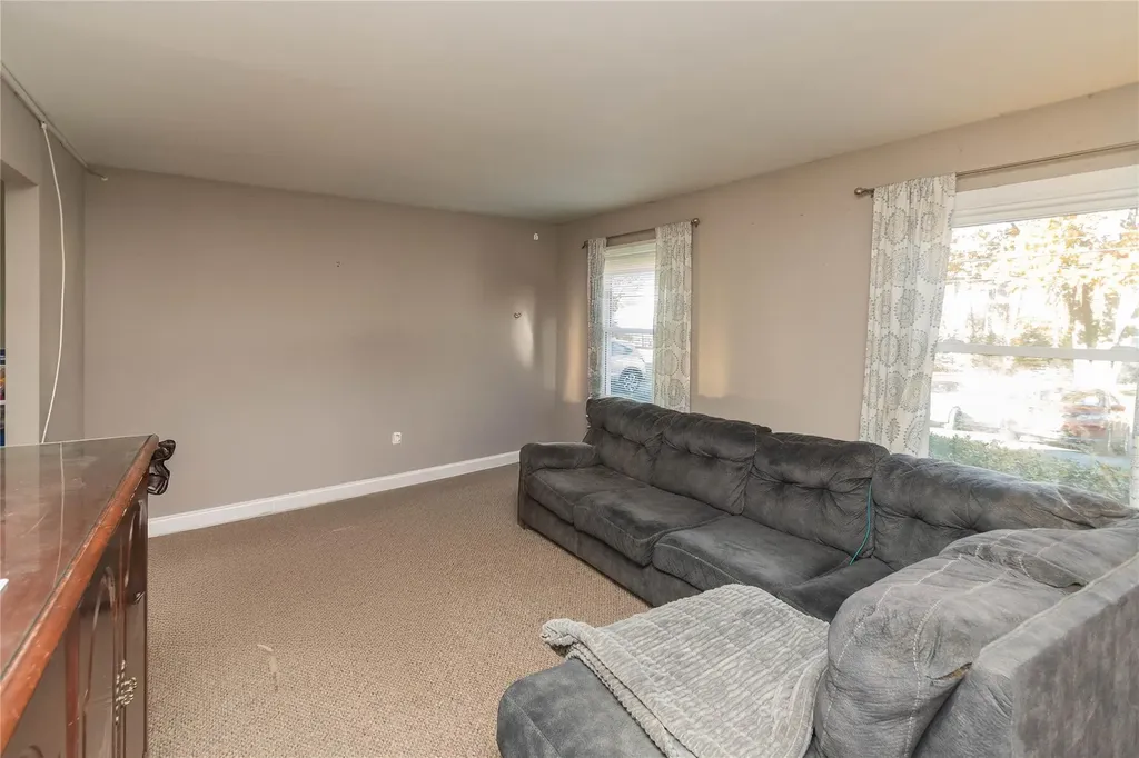 23 Toc Drive Highland NY 12528