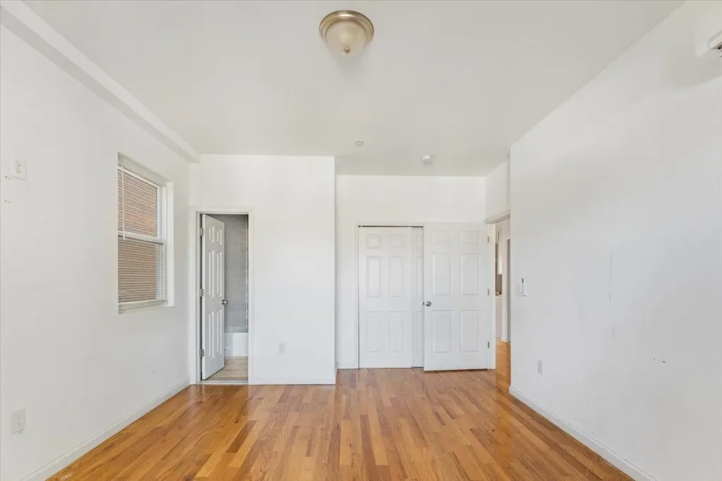 3136 Mickle Avenue Bronx NY 10469
