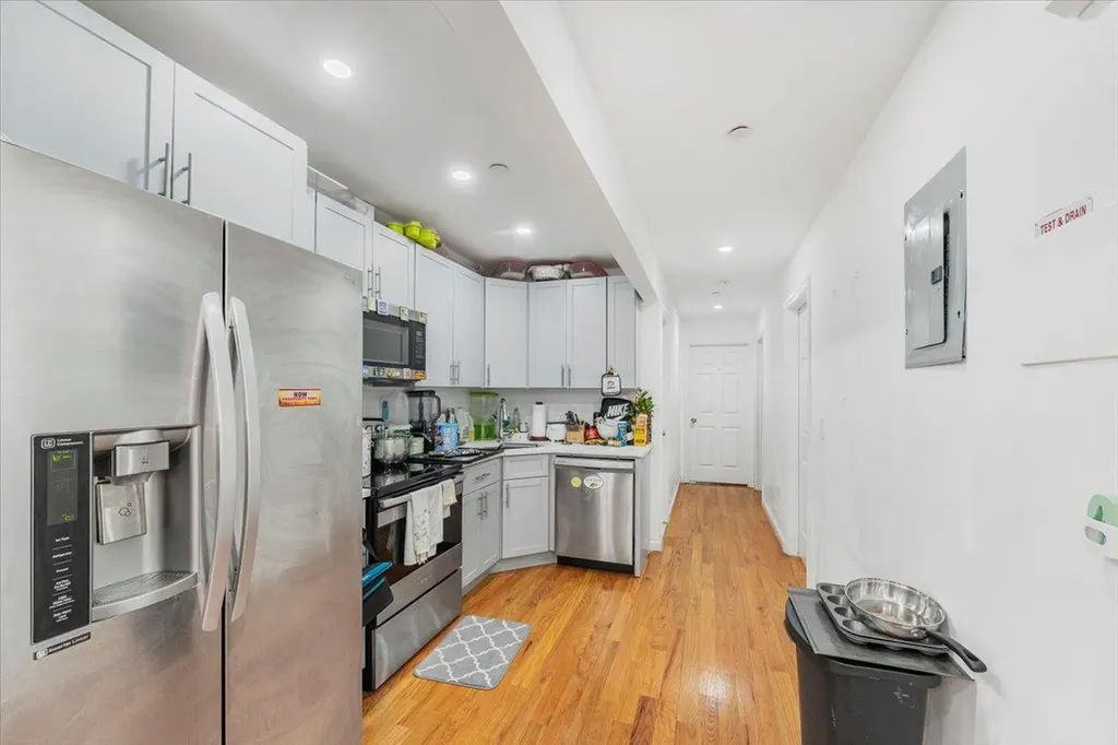 3136 Mickle Avenue Bronx NY 10469