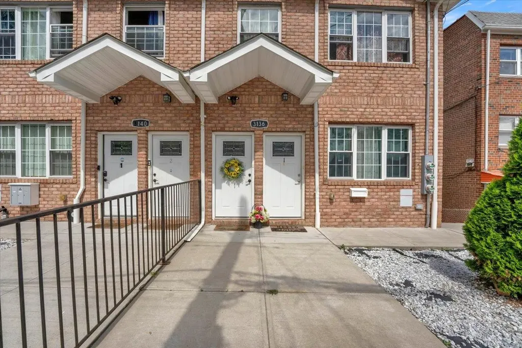 3136 Mickle Avenue Bronx NY 10469