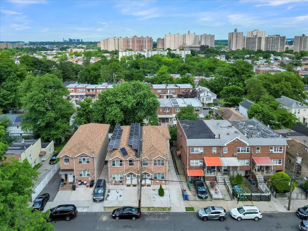 3136 Mickle Avenue Bronx NY 10469