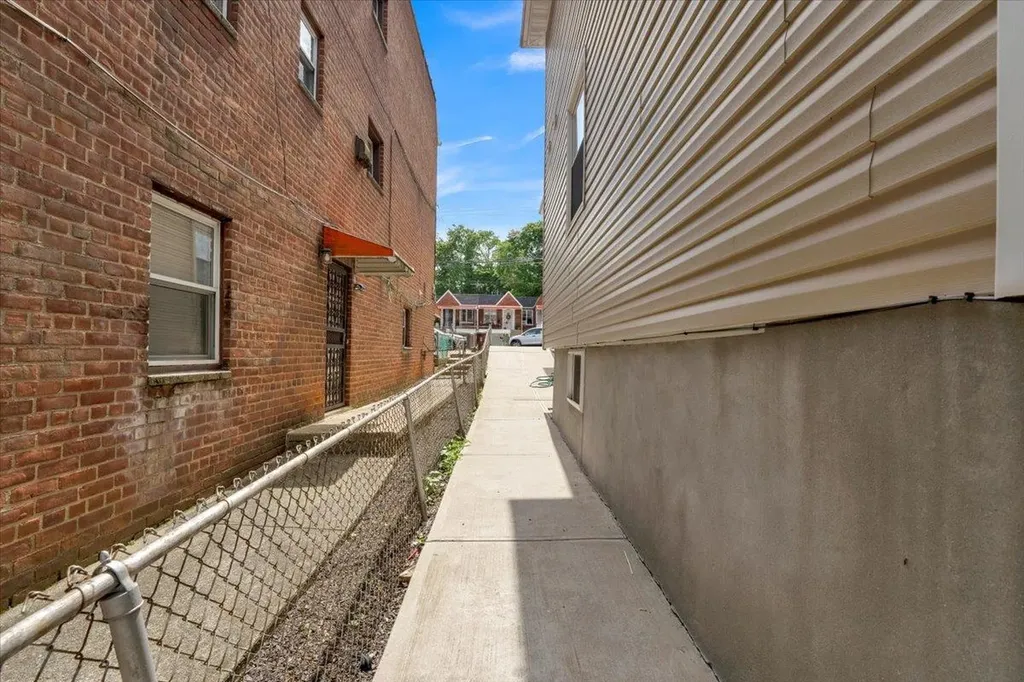 3136 Mickle Avenue Bronx NY 10469