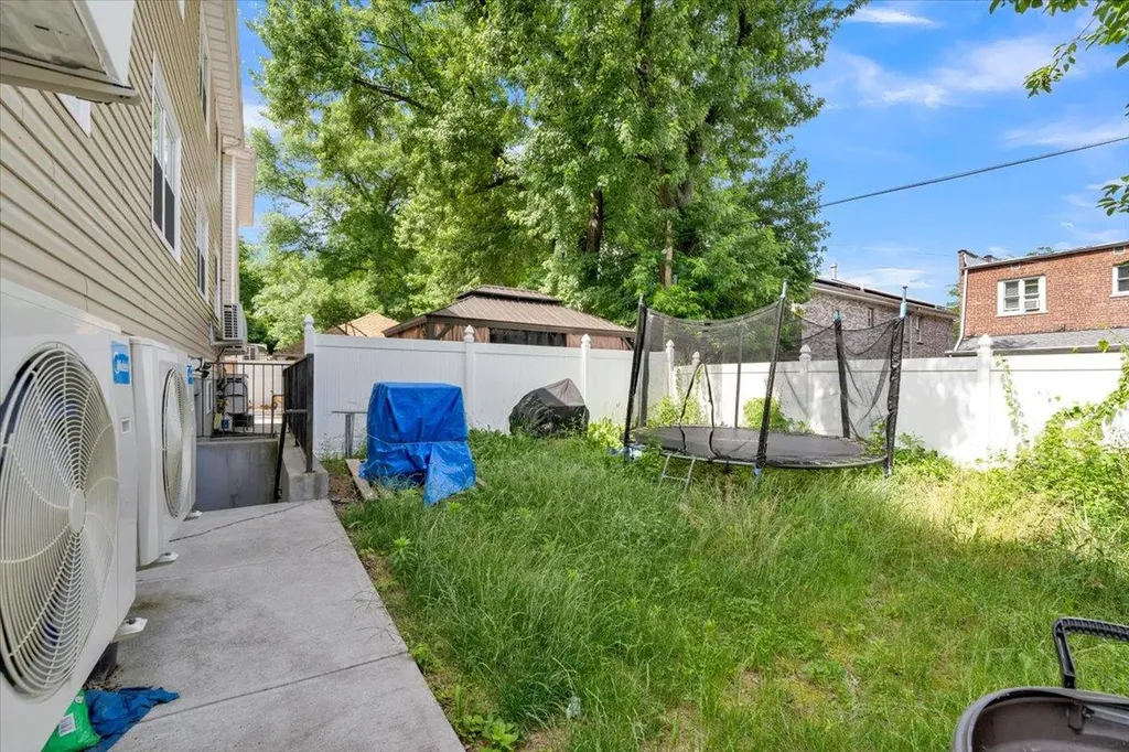 3136 Mickle Avenue Bronx NY 10469
