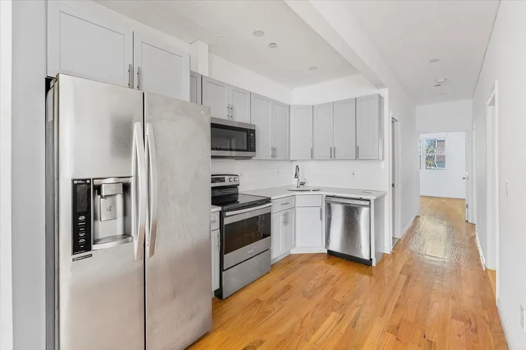 3136 Mickle Avenue Bronx NY 10469