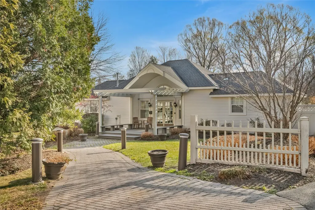 422 Cornwall Meadows Lane Patterson NY 12563