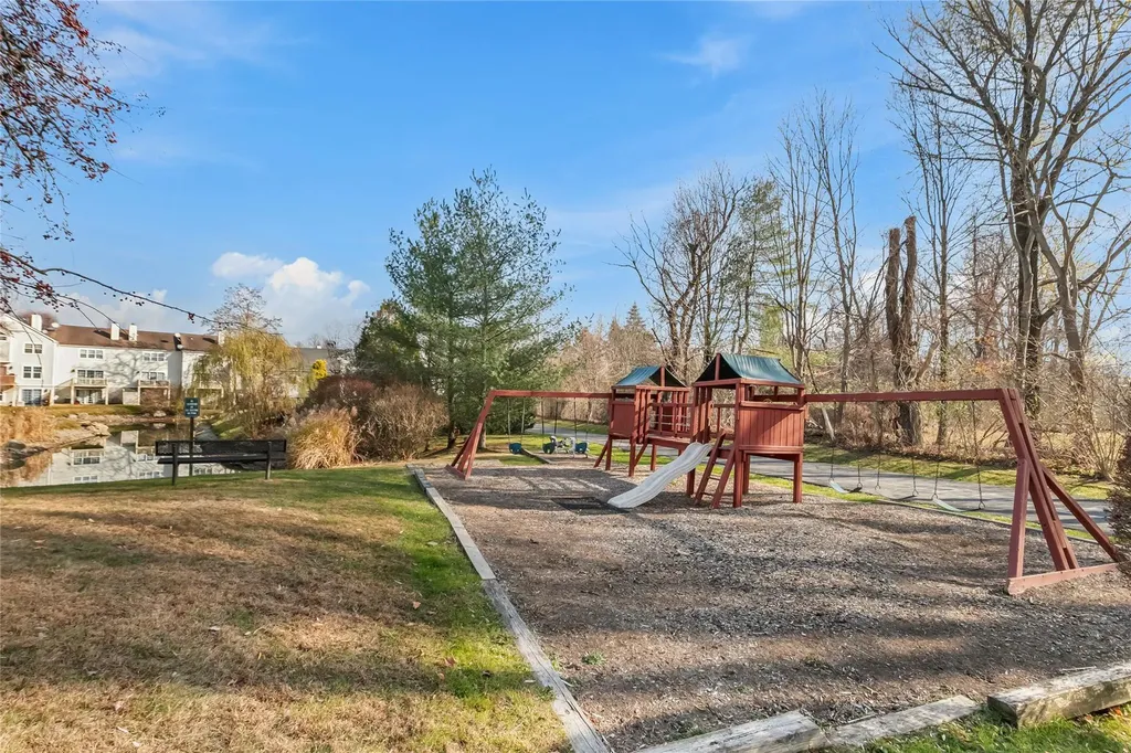 422 Cornwall Meadows Lane Patterson NY 12563