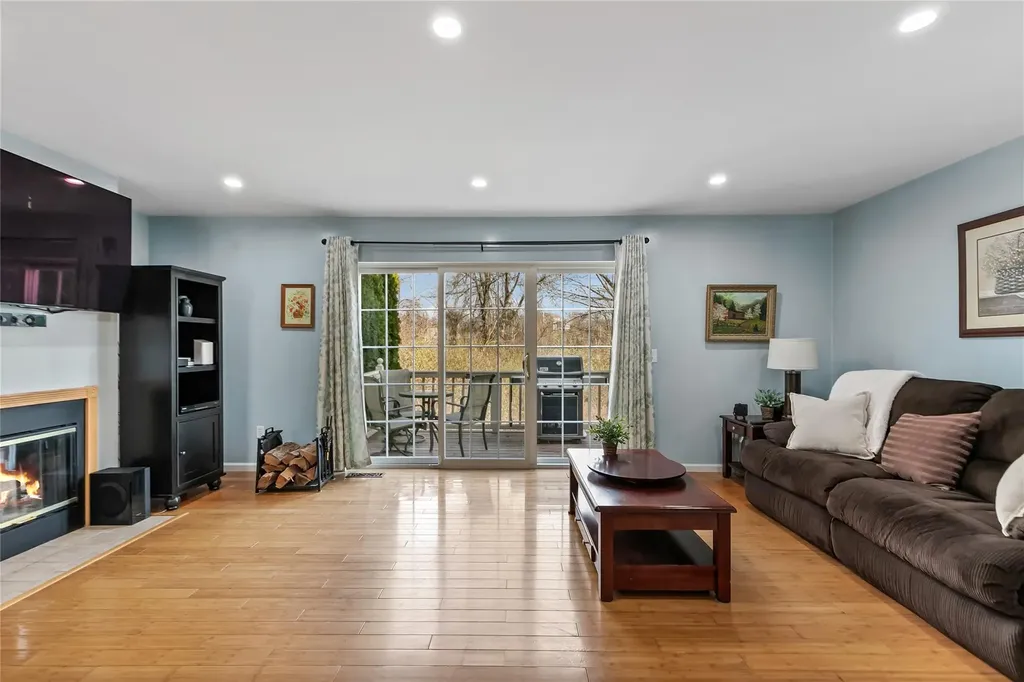 422 Cornwall Meadows Lane Patterson NY 12563