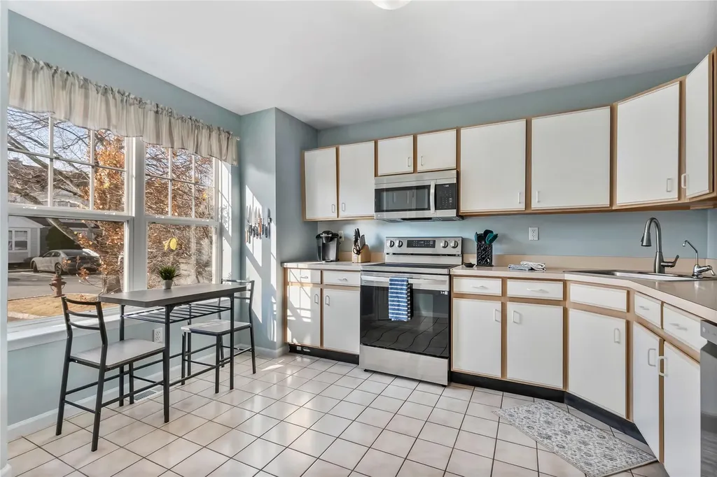 422 Cornwall Meadows Lane Patterson NY 12563