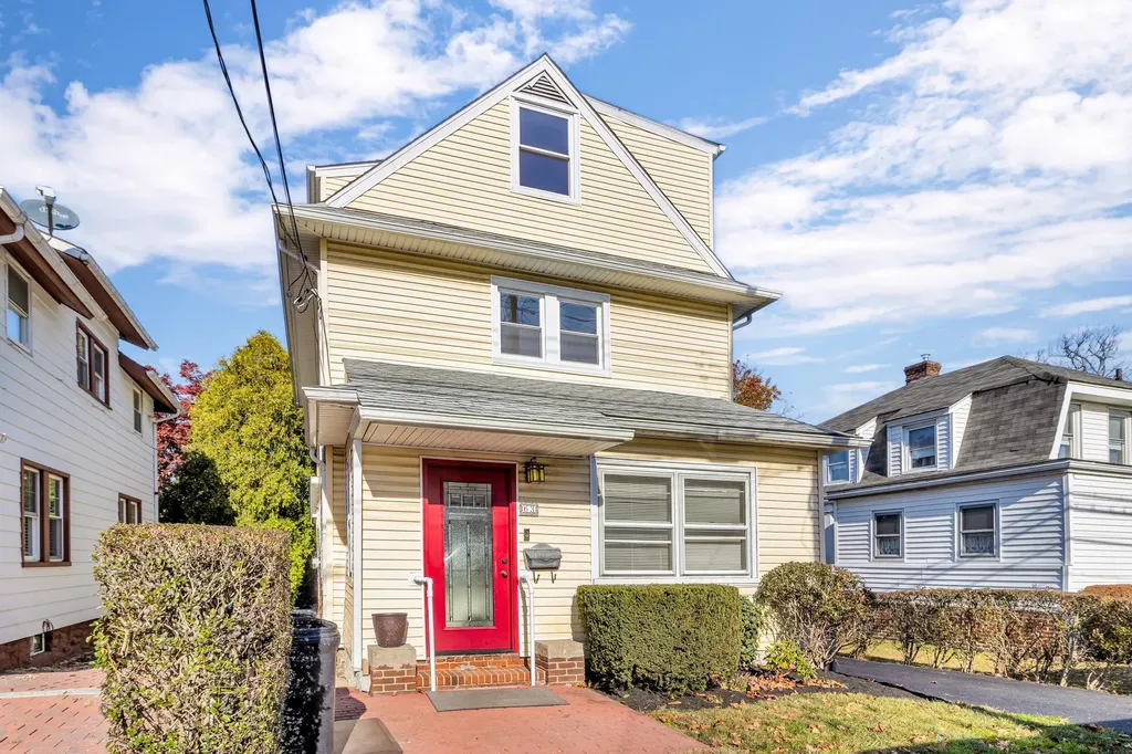 63 Ramsey Avenue Yonkers NY 10701