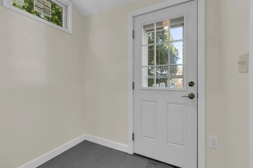 63 Ramsey Avenue Yonkers NY 10701