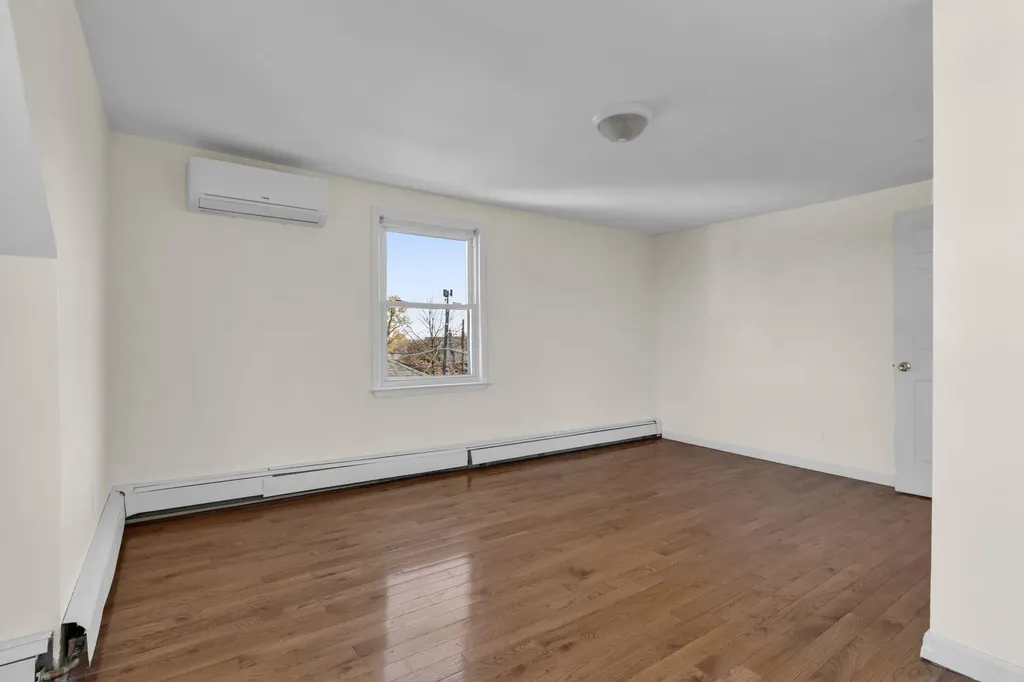 63 Ramsey Avenue Yonkers NY 10701