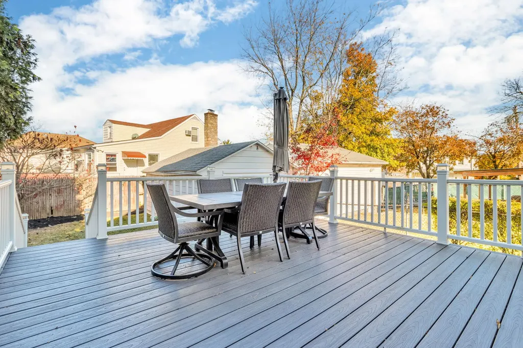 63 Ramsey Avenue Yonkers NY 10701